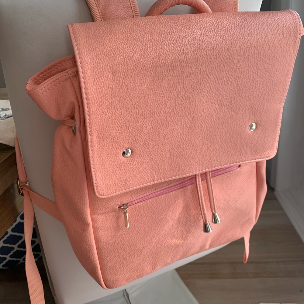 Backpack cooler